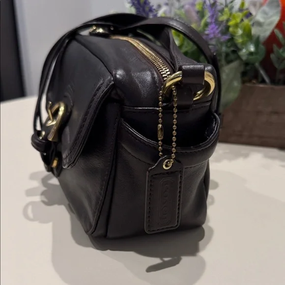 Vintage COACH Campbell Leather Camera Crossbody Bag - Picture 3 of 15